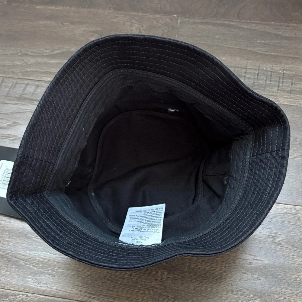 Nike Youth Bucket Hat,Sun protection,neon green Swoosh logo, 3 Brand,vent,canvas